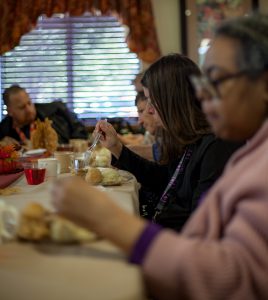 Thanksgiving Residents 2016 – 9853